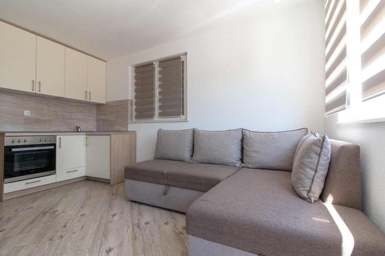 Villa Raguz Sa Privatnom Plazom I Garazom Неум Екстериор снимка